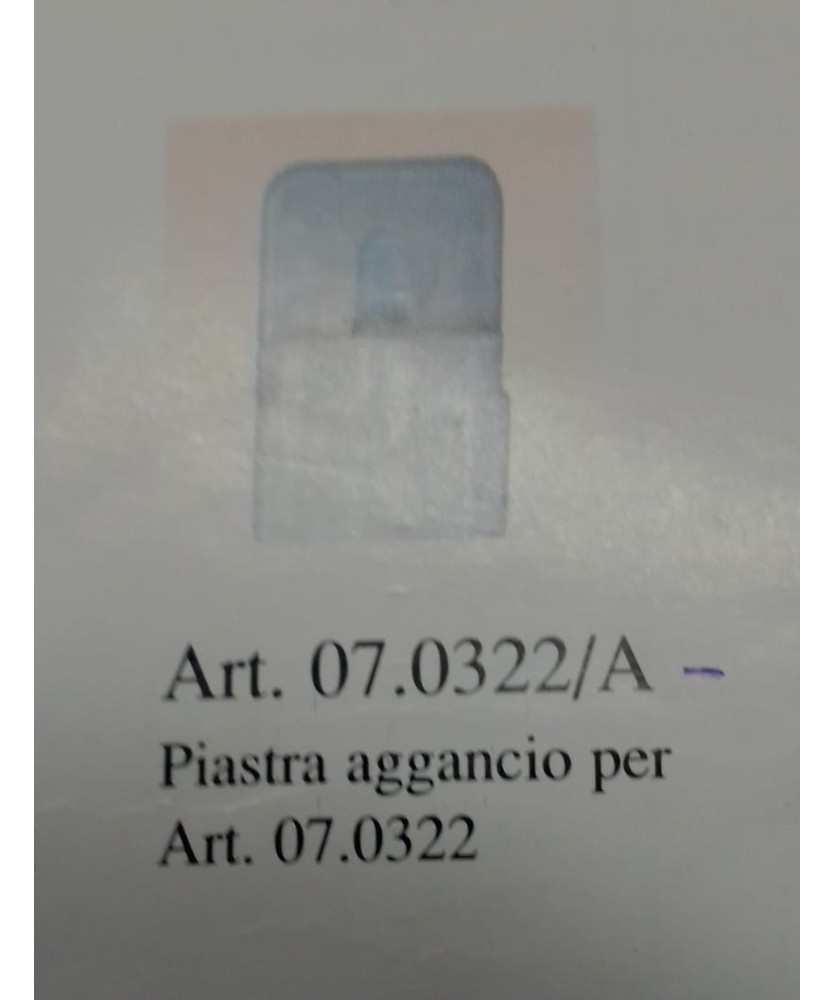 PIASTRA AGGANCIO PER PORTAFUSIBILE A LAMA CON AGGANCIO E ATTCHI FASTON DIRITTI